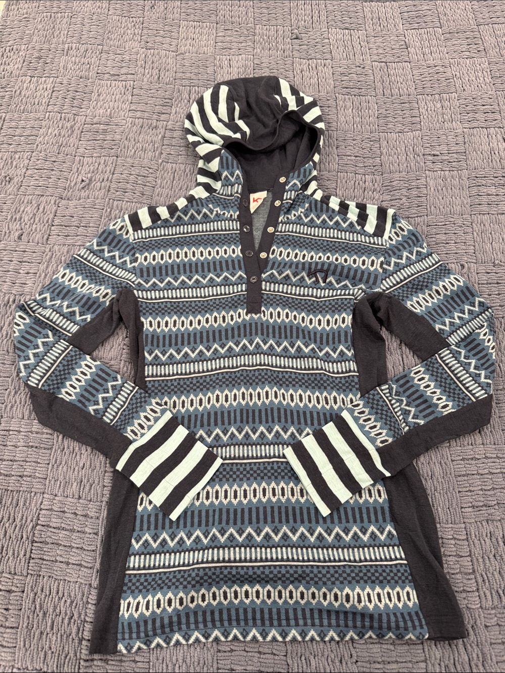 Women’s wool base layer with hood